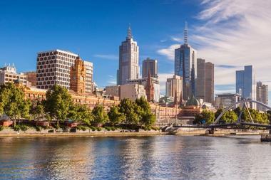 Melbourne and Sydney property market: sellers withdraw stock as listings tighten