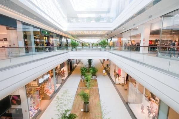 Shopping centres lead Australia's commercial property investment boom. Article by Attain Loans Altona